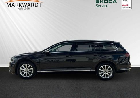 Volkswagen Passat Variant, 2024 2