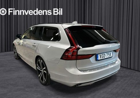 Volvo V90, 2023