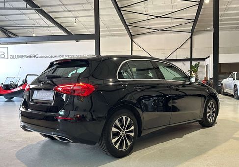 Mercedes-Benz A 180, 2022