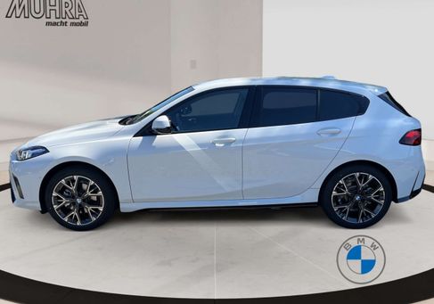 BMW 120, 2025