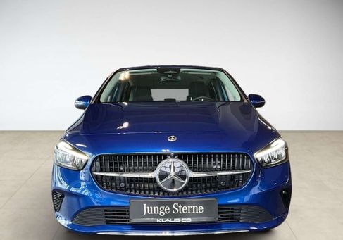 Mercedes-Benz B 180, 2024