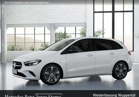 Mercedes-Benz B 200, 2026