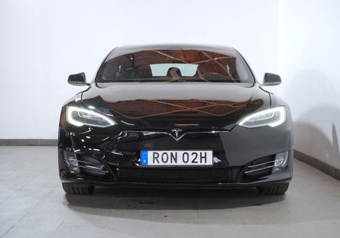 Tesla Model S, 2020