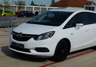 Opel Zafira, 2018