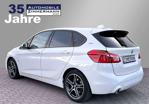 BMW 225, 2018