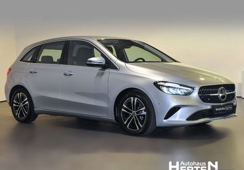 Mercedes-Benz B 200, 2024