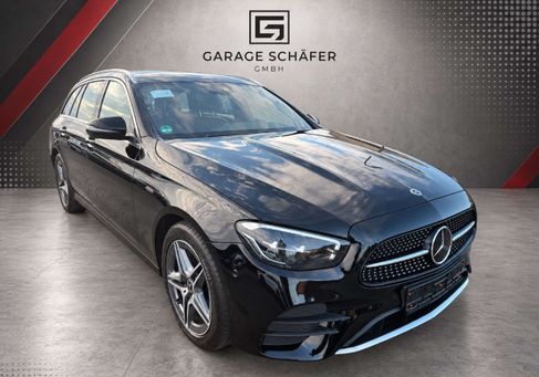 Mercedes-Benz E 300, 2022 3