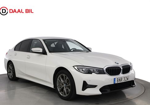 BMW 330, 2020 3