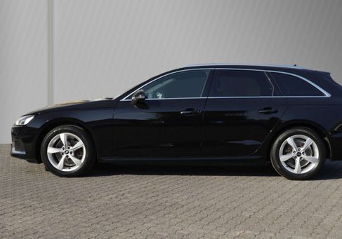 Audi A4, 2023