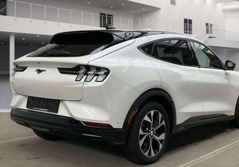 Ford Mustang Mach-E, 2023