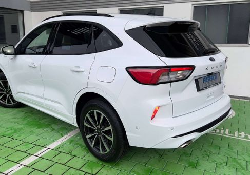 Ford Kuga, 2022