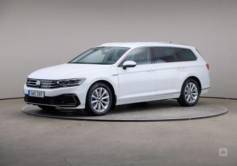 Volkswagen Passat Variant, 2021