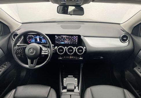 Mercedes-Benz GLA 180, 2024