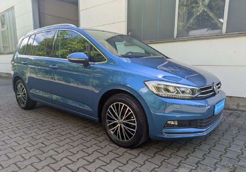 Volkswagen Touran, 2023 2