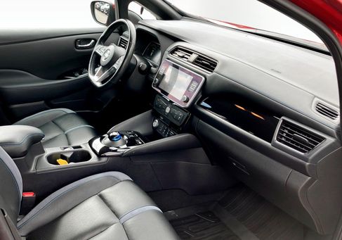 Nissan Leaf, 2021 3