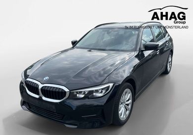BMW 318, 2022