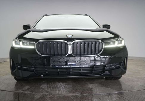 BMW 530, 2020