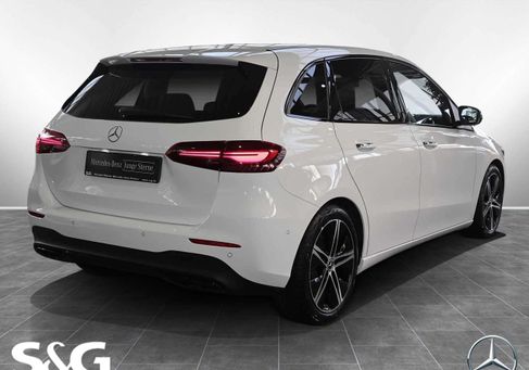 Mercedes-Benz B 200, 2024