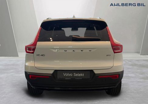 Volvo XC40, 2025 3