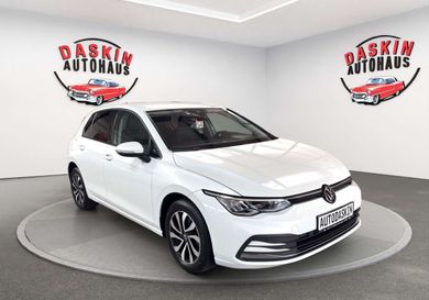 Volkswagen Golf, 2022