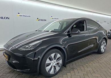 Tesla Model Y, 2023