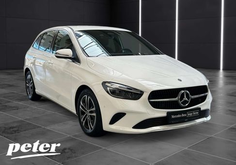 Mercedes-Benz B 200, 2025