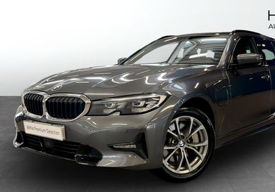 BMW 330, 2021