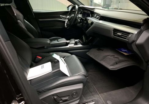 Audi e-tron, 2021 3