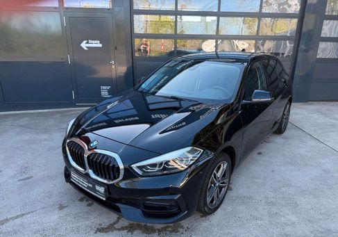 BMW 118, 2023