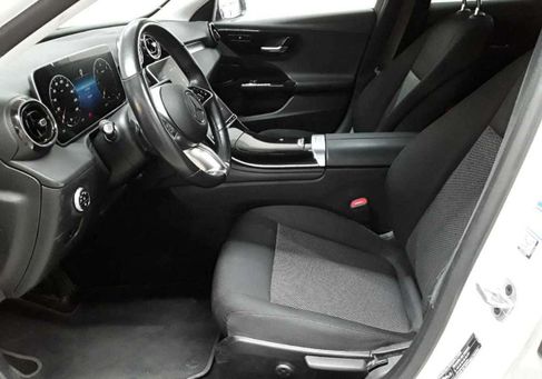 Mercedes-Benz C 200, 2023