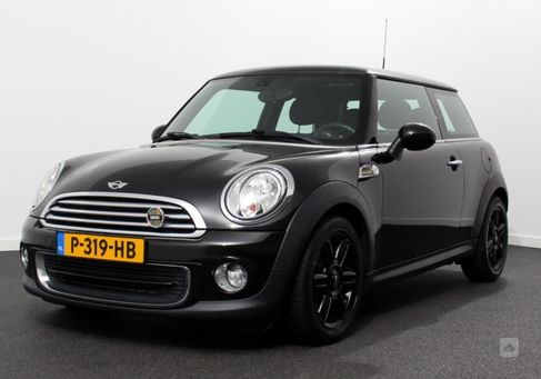 MINI ONE, 2013