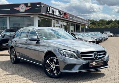 Mercedes-Benz C 300, 2021