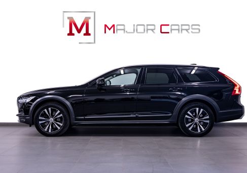 Volvo V90 Cross Country, 2020