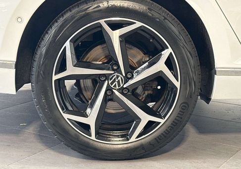 Volkswagen Passat Variant, 2023 3