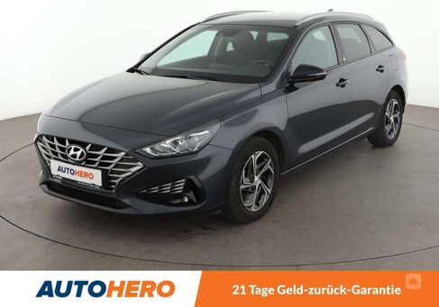 Hyundai i30, 2022