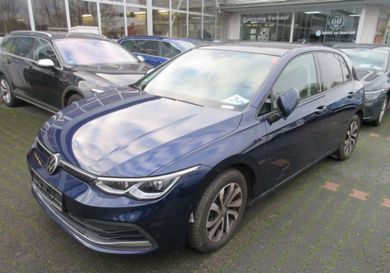 Volkswagen Golf, 2022