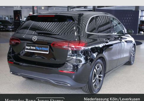 Mercedes-Benz B 200, 2026