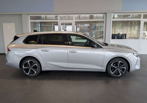 Opel Astra, 2024