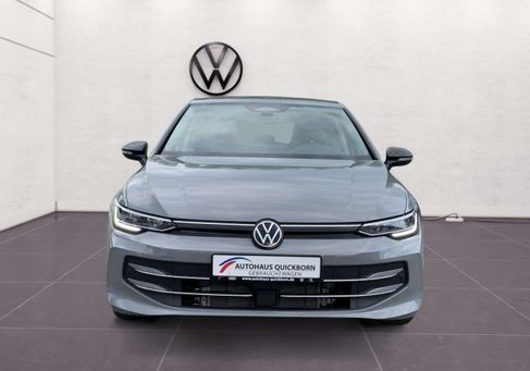 Volkswagen Golf, 2025