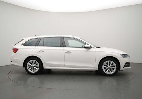 Skoda Octavia, 2024 3