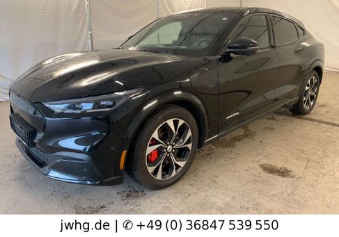 Ford Mustang Mach-E, 2021