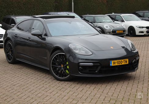 Porsche Panamera, 2019