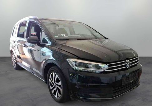 Volkswagen Touran, 2023 2