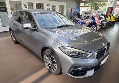 BMW 120, 2023