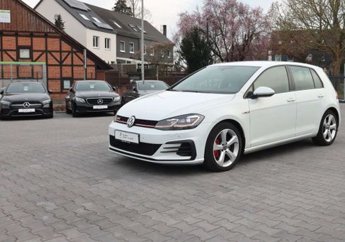 Volkswagen Golf, 2019 3