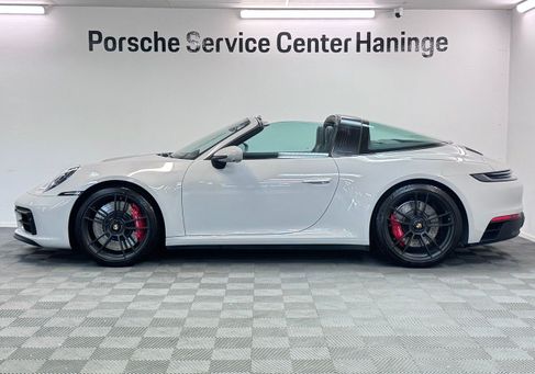 Porsche 911, 2024