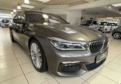 BMW 740, 2017
