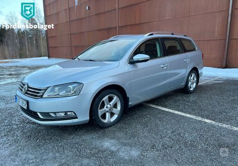 Volkswagen Passat Variant, 2012