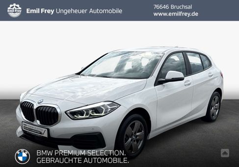 BMW 118, 2022
