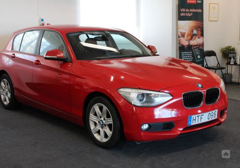 BMW 118, 2013